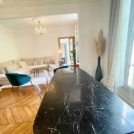 Sublime Haussmanien 2min Parc Monceau Apartment
