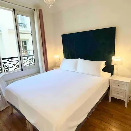Appartamento Sublime Haussmanien 2min Parc Monceau Parigi